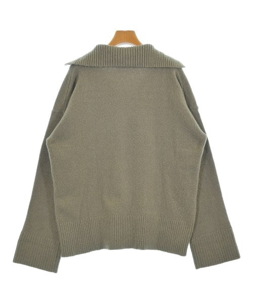 Mila Owen เสื้อกันหนาว