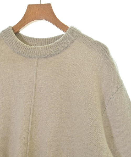 Mila Owen เสื้อกันหนาว