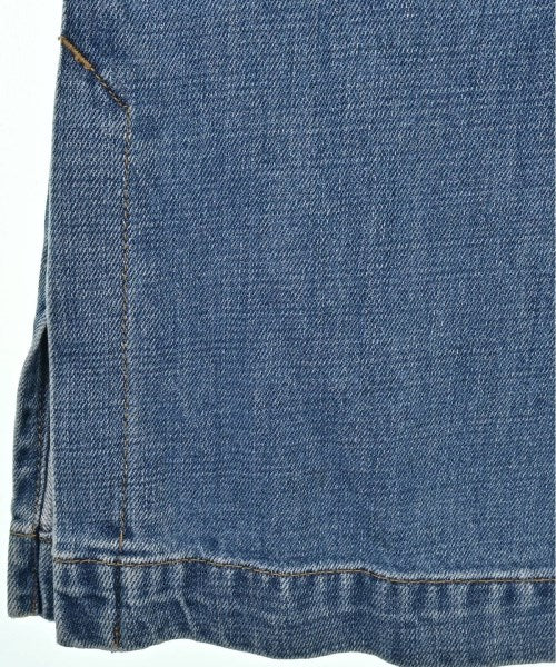 Mila Owen ยีนส์