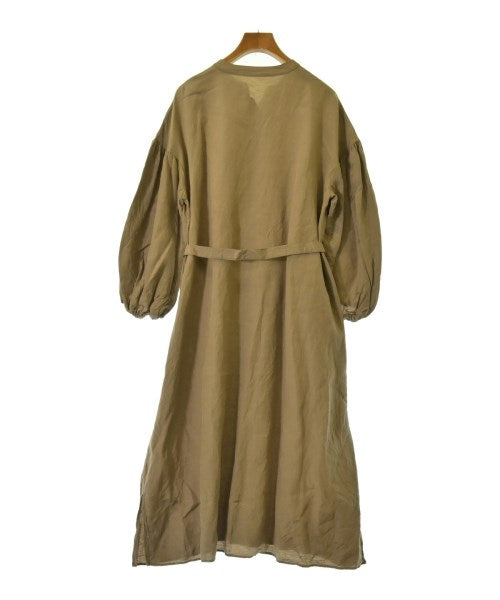 Mila Owen ชุดเดรส