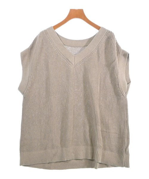 Mila Owen เสื้อกั๊ก