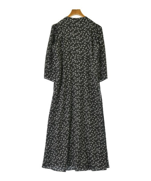 Mila Owen ชุดเดรส