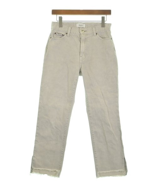 Mila Owen ยีนส์