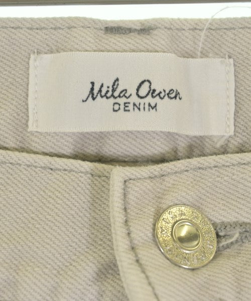 Mila Owen ยีนส์