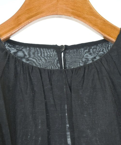 Mila Owen เสื้อสตรี