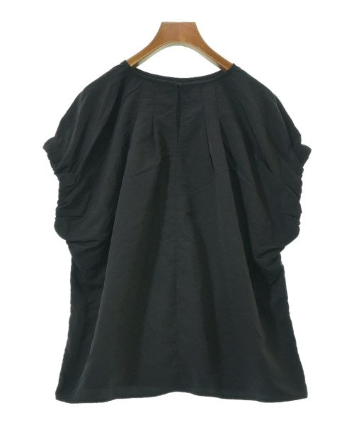 Mila Owen เสื้อสตรี