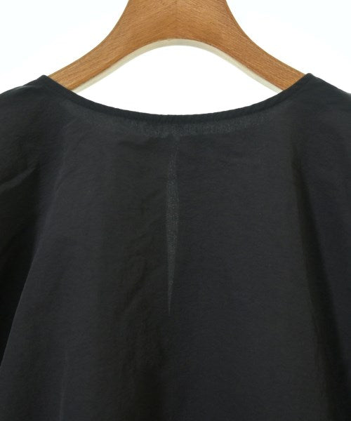 Mila Owen เสื้อสตรี