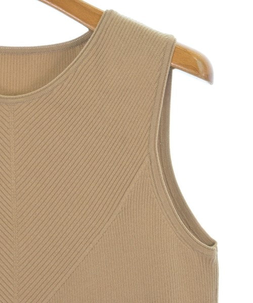 Mila Owen เสื้อกันหนาว