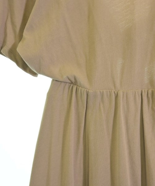 Mila Owen ชุดเดรส