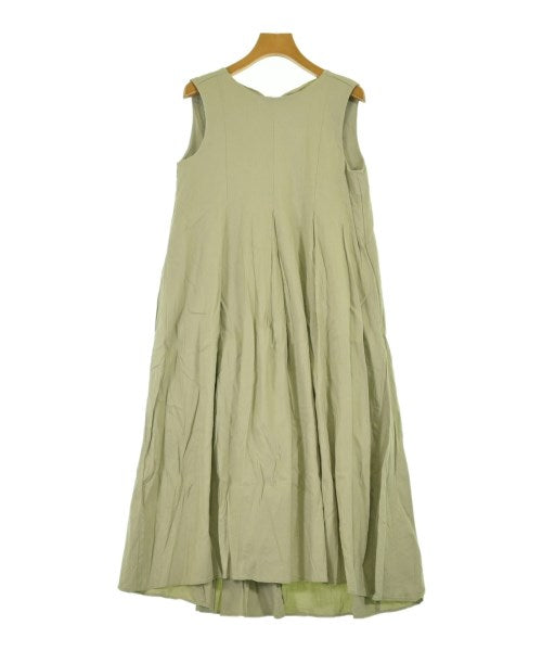 Mila Owen ชุดเดรส