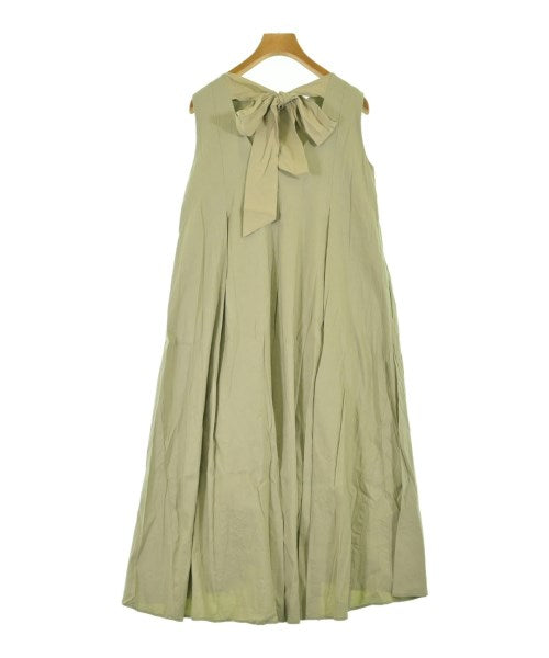 Mila Owen ชุดเดรส