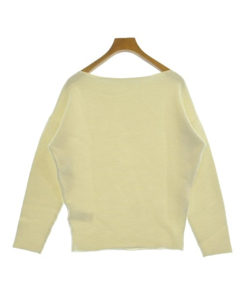 Mila Owen เสื้อกันหนาว