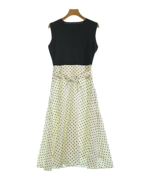 Mila Owen ชุดเดรส