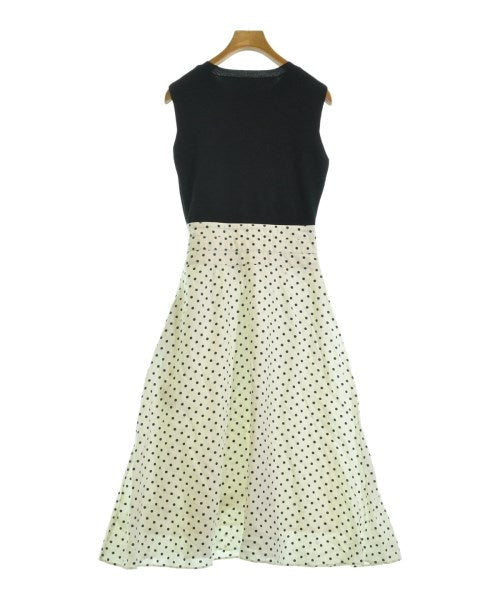 Mila Owen ชุดเดรส