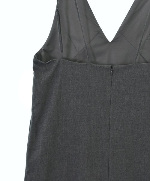 Mila Owen ชุดเดรส