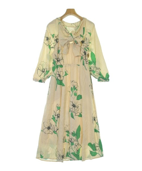 Mila Owen ชุดเดรส