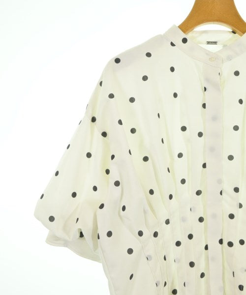 Mila Owen เสื้อสตรี