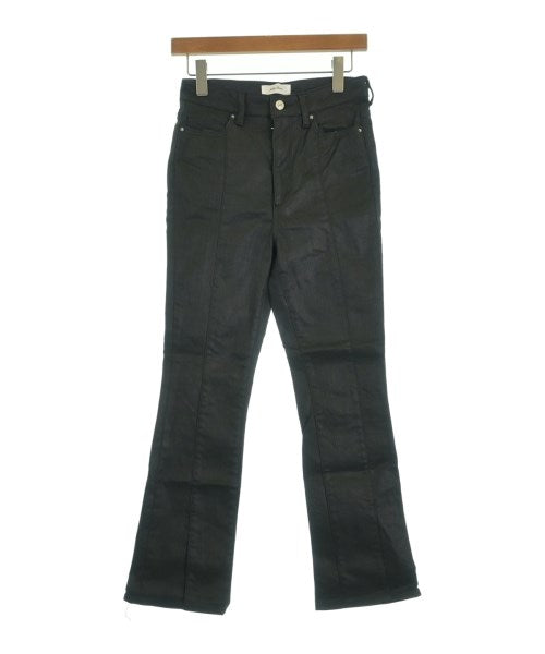 Mila Owen ยีนส์