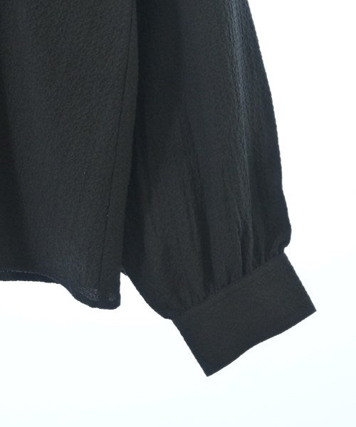 Mila Owen เสื้อสตรี