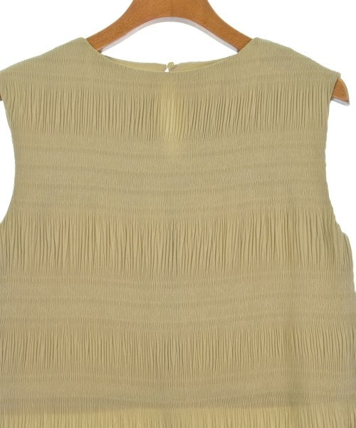 Mila Owen เสื้อกั๊ก