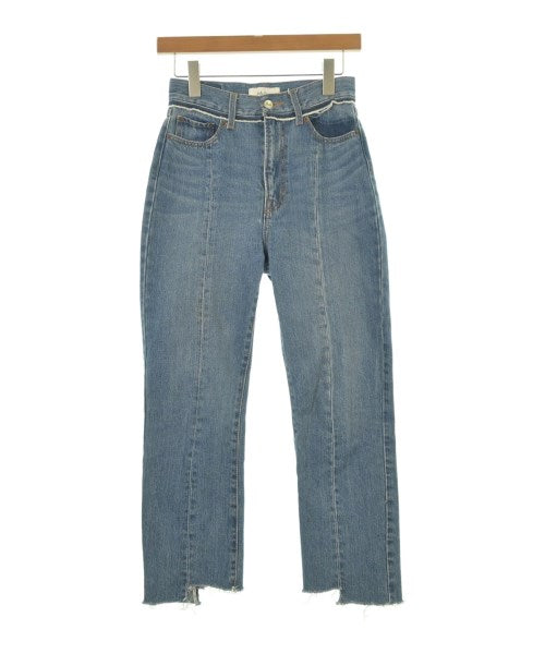 Mila Owen ยีนส์