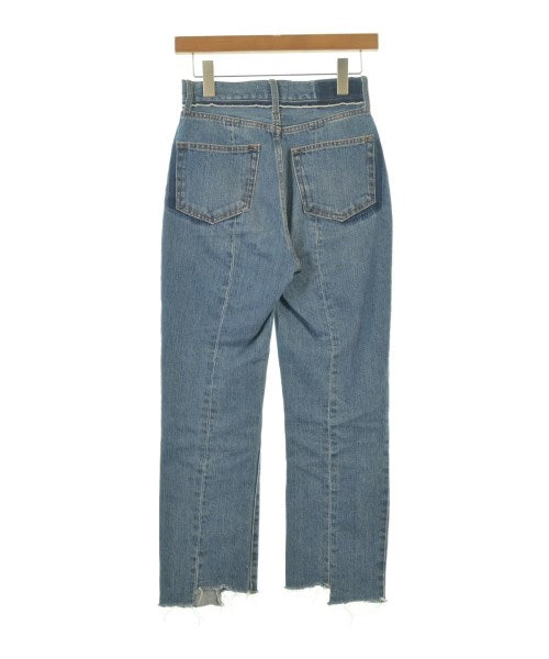 Mila Owen ยีนส์