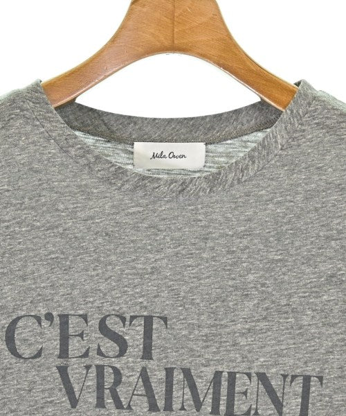 Mila Owen เสื้อยืด/เสื้อท็อปส์