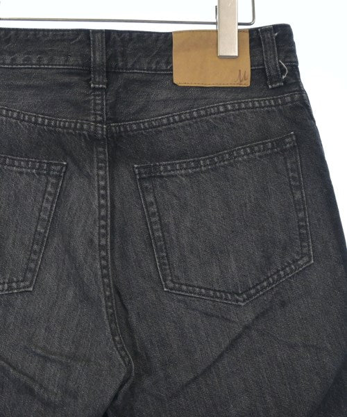 Mila Owen ยีนส์