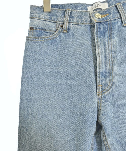 Mila Owen ยีนส์