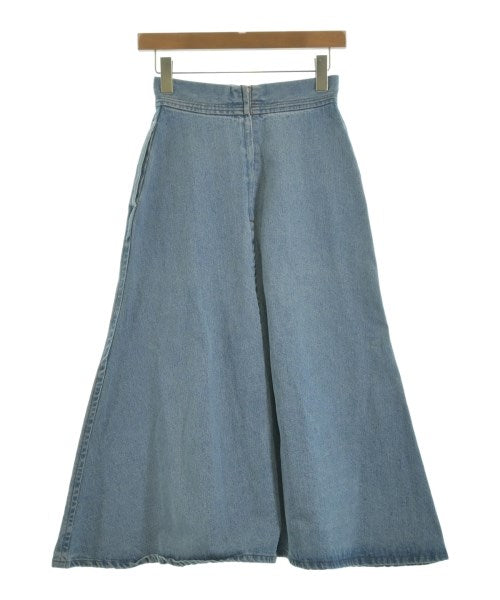 Mila Owen กระโปรงยาวถึงเข่า