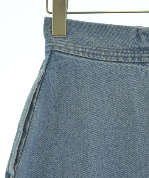 Mila Owen กระโปรงยาวถึงเข่า