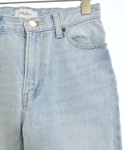 Mila Owen ยีนส์