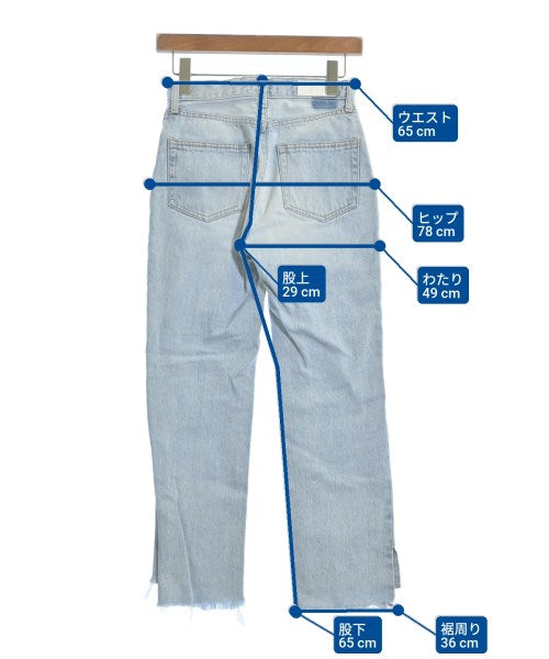 Mila Owen ยีนส์