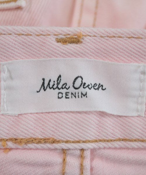 Mila Owen ยีนส์