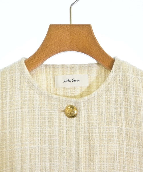 Mila Owen แจ็คเก็ตไม่มีปก