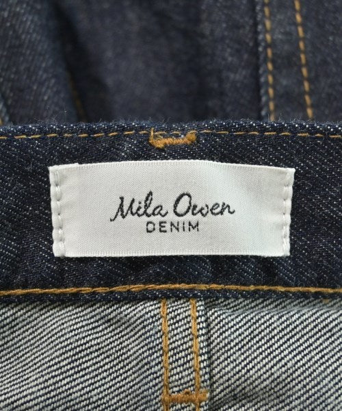 Mila Owen ยีนส์