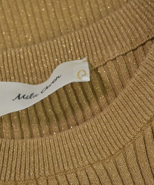 Mila Owen เสื้อแขนกุด