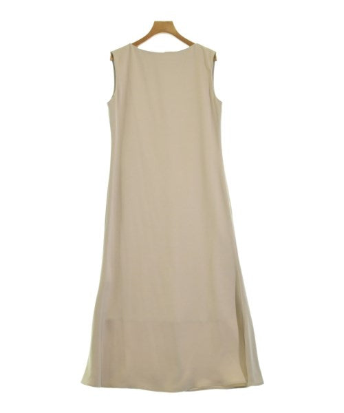 Mila Owen ชุดเดรส