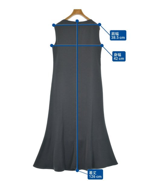 Mila Owen ชุดเดรส