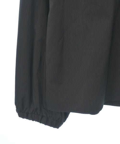 Mila Owen เสื้อสตรี