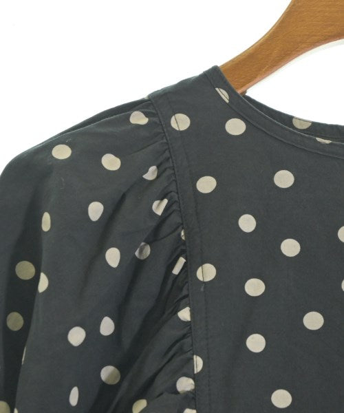 Mila Owen เสื้อสตรี