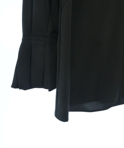 Mila Owen เสื้อสตรี