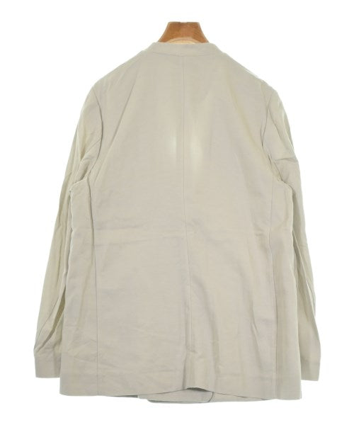 Mila Owen แจ็คเก็ตไม่มีปก