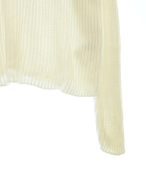 Mila Owen เสื้อกันหนาว
