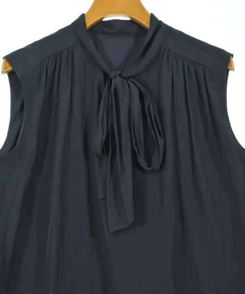 Mila Owen เสื้อสตรี