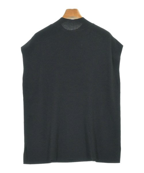 Mila Owen เสื้อกันหนาว