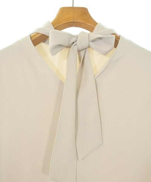 Mila Owen เสื้อสตรี