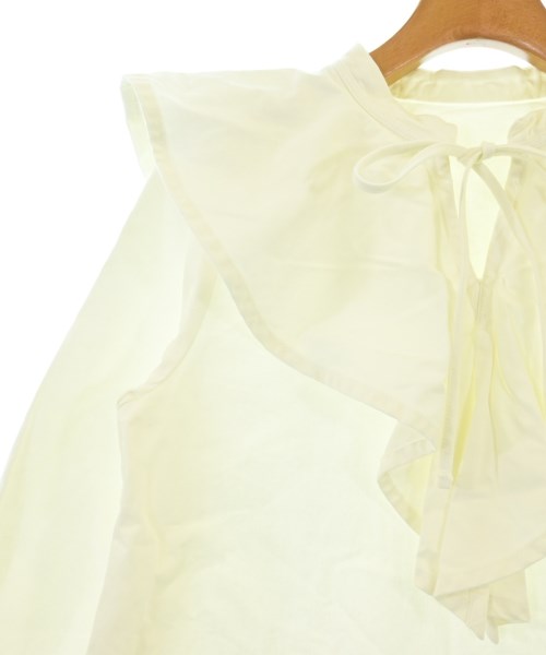 Mila Owen เสื้อสตรี