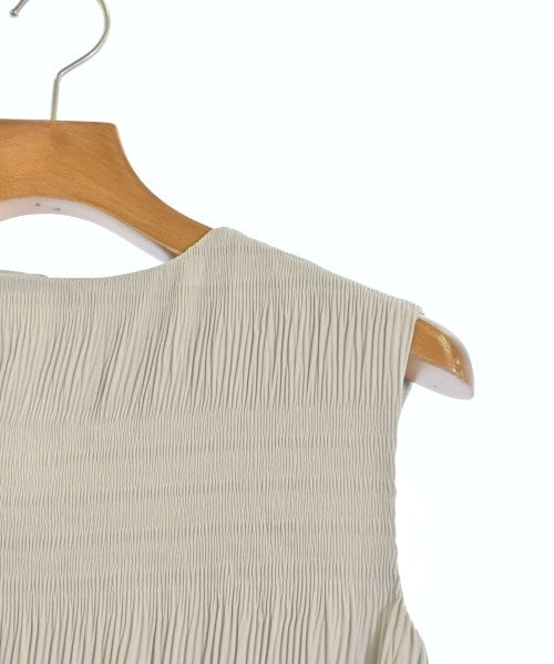 Mila Owen เสื้อสตรี