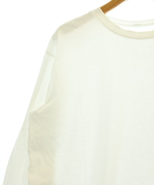 Mila Owen เสื้อยืด/เสื้อท็อปส์